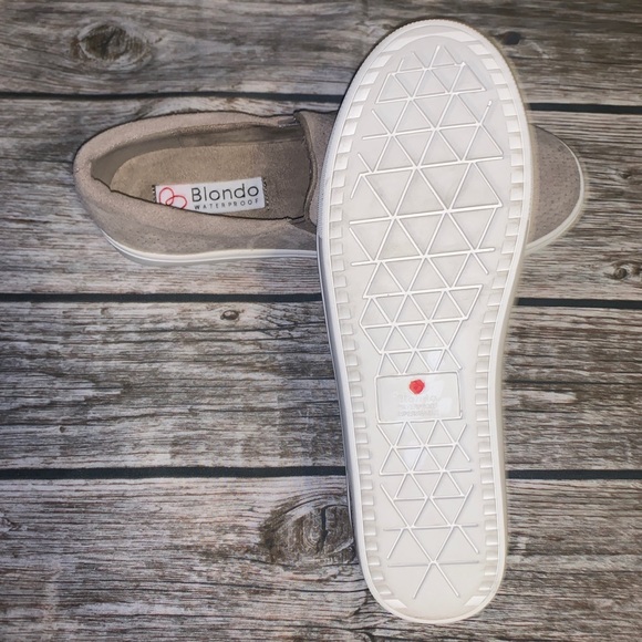 NWOT Blondo slip on waterproof sneaker new w/o tag - Picture 5 of 7